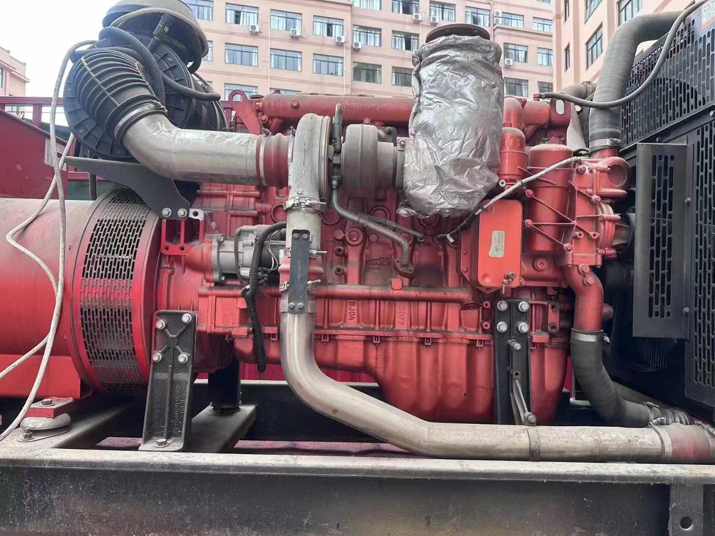 五大连池如何选择适合 600kW 柴油发电机组的过载保护器？