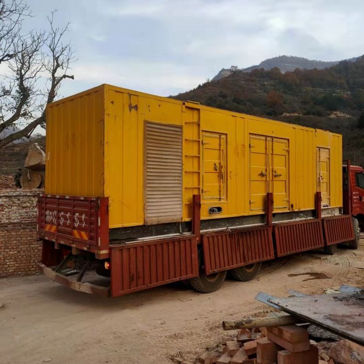 五大连池200kW 发电机组在带电阻性负载时，输出功率会受到哪些因素的影响？